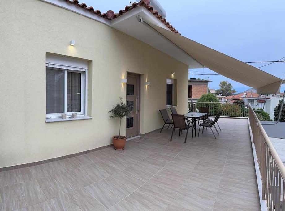 Comfortable 2 Bed Apt 5 Mins/Nafplio 10 Mins/Beach Διαμέρισμα Εξωτερικό φωτογραφία