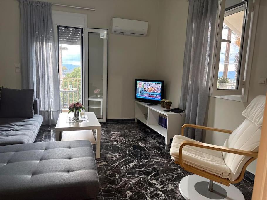 Comfortable 2 Bed Apt 5 Mins/Nafplio 10 Mins/Beach Διαμέρισμα Εξωτερικό φωτογραφία